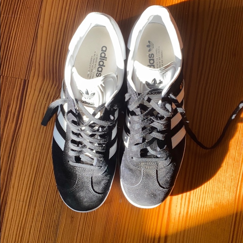 NWOT | Brand new adidas gazelle WOMEN